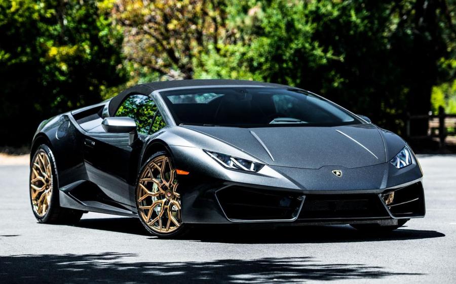 Lamborghini Huracan Spyder on Vossen Wheels (S17-01) '2019
